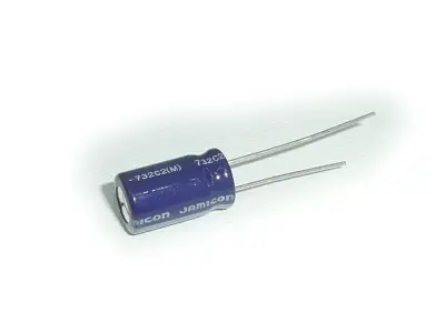 Legkelendőbb Elektrolit kondenzátor 47uF 63V 105°C 8x15 Low-ESR álló