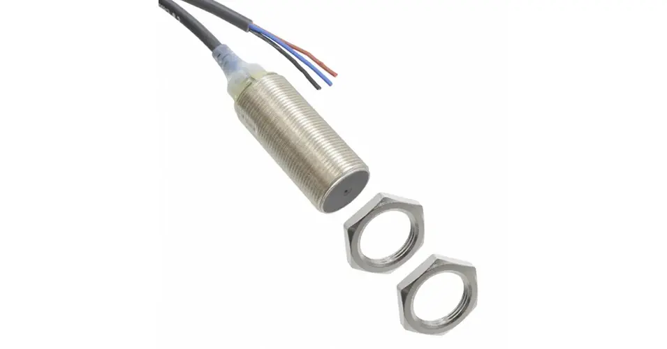 Legjobb ár Induktív közelítésérzékelő síkbaálló 8mm-hatótáv menetes henger fém PNP nyitó 10-30V DC OMRON