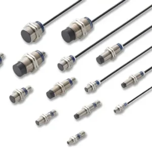Olcsó Induktív közelítésérzékelő síkbaálló 10mm-hatótáv menetes henger fém PNP záró 12-24V DC Panasonic