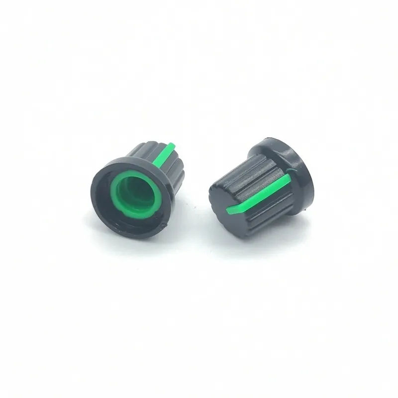 Zöld-10db 15*15mm 6mm tengely furat átmérő Műanyag Csavarmenetes Recézett Potenciométer gomb kupak Ingyenes szállítás